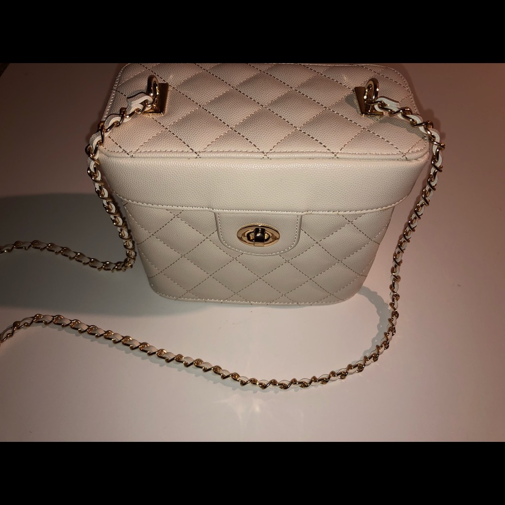White quilted handbag